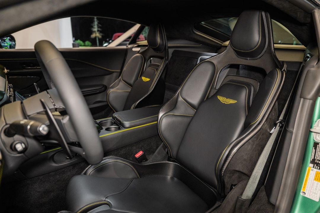 2025 Aston Martin Vantage