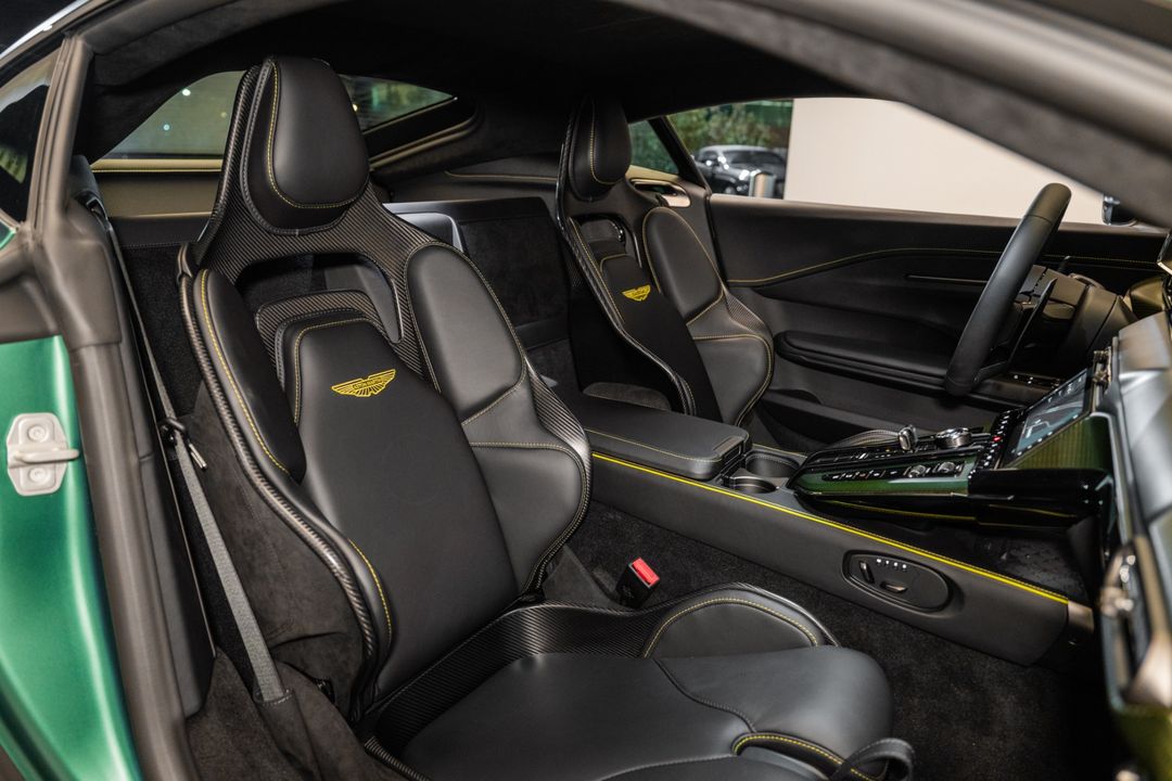 2025 Aston Martin Vantage