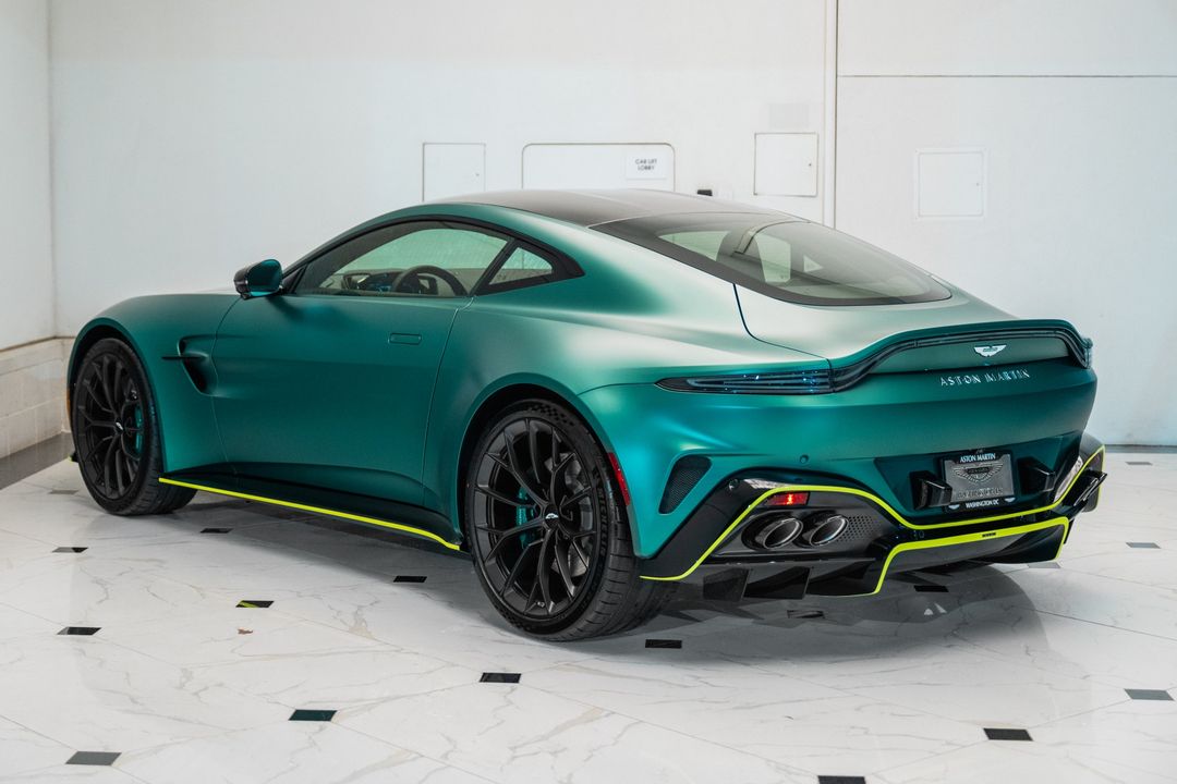 2025 Aston Martin Vantage