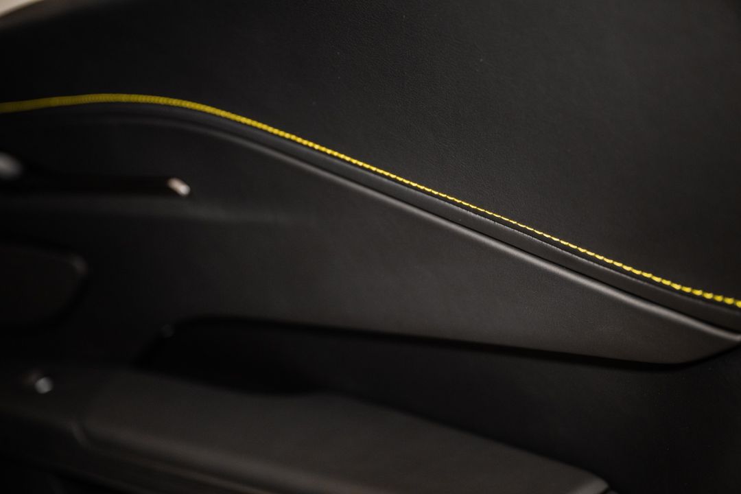 2025 Aston Martin Vantage