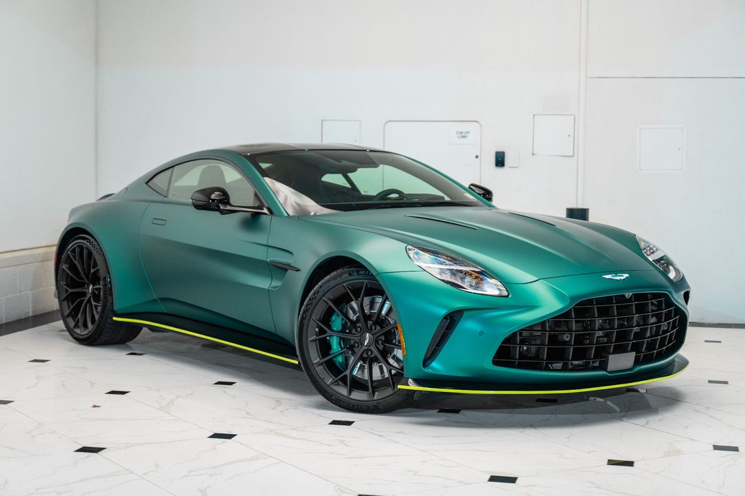 2025 Aston Martin Vantage