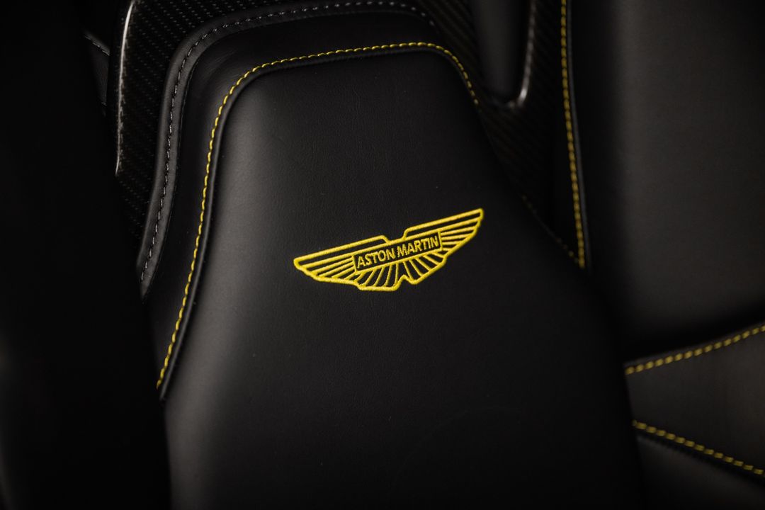 2025 Aston Martin Vantage