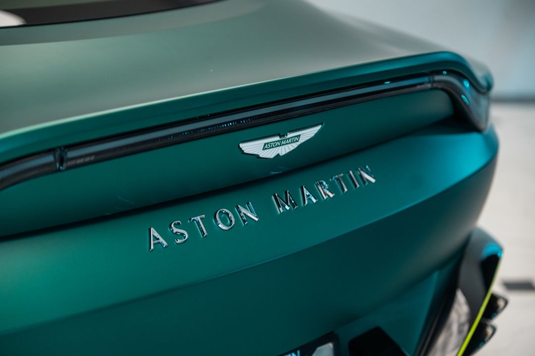 2025 Aston Martin Vantage