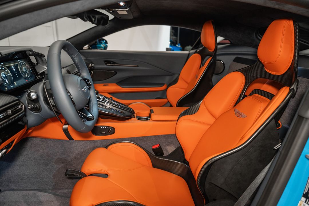 2025 Aston Martin Vantage