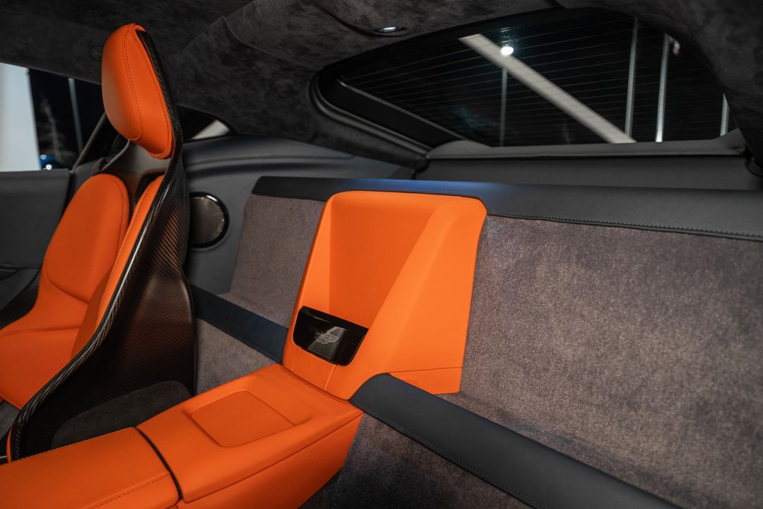 2025 Aston Martin Vantage