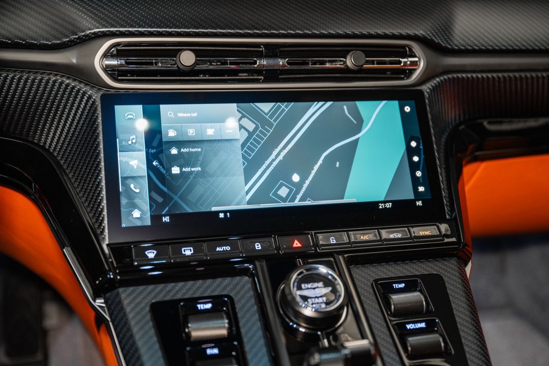 2025 Aston Martin Vantage