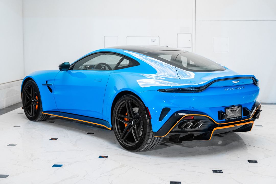 2025 Aston Martin Vantage