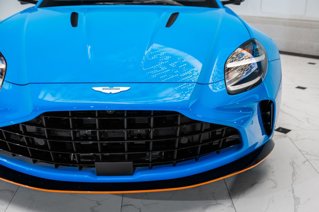 2025 Aston Martin Vantage