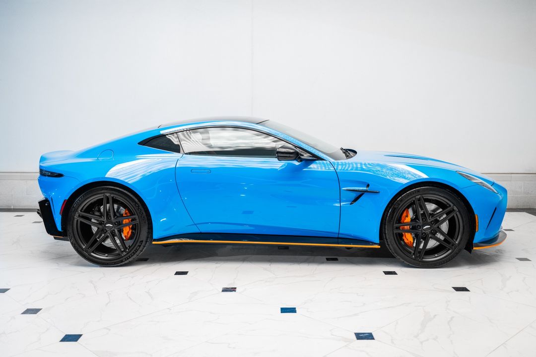 2025 Aston Martin Vantage