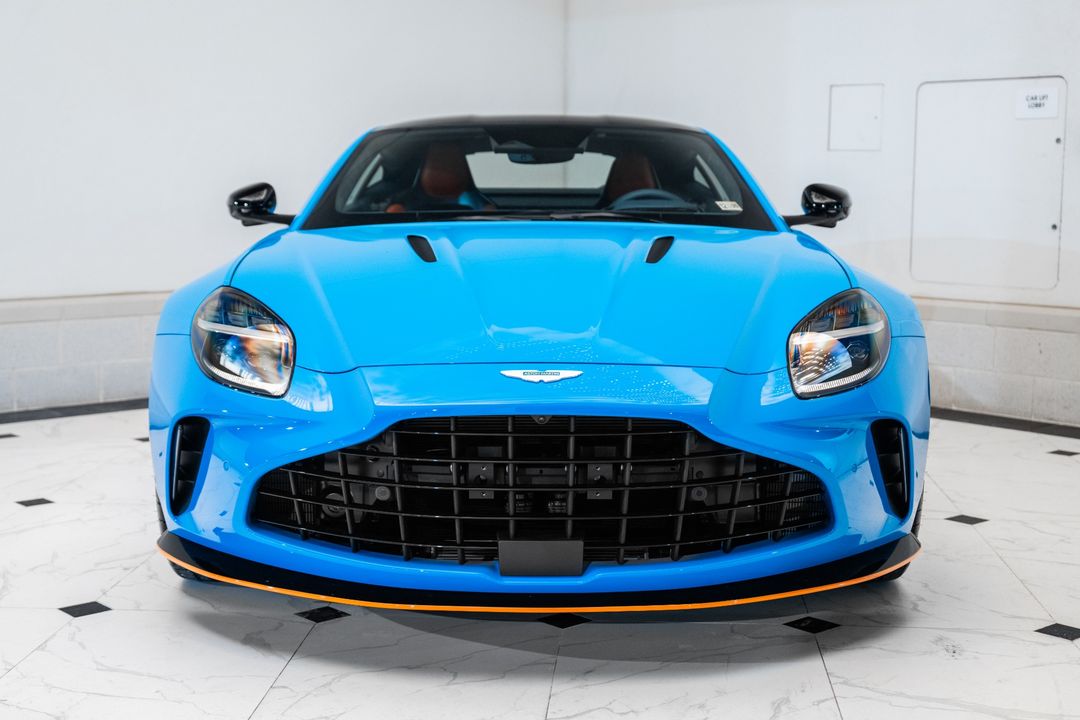2025 Aston Martin Vantage