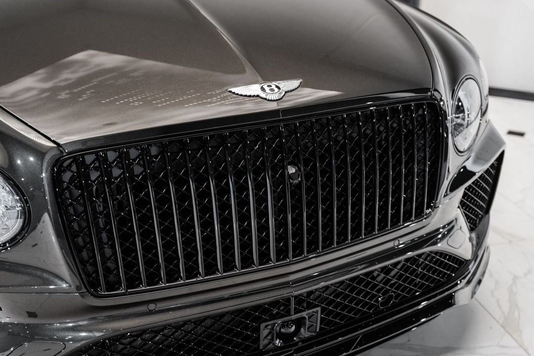 2025 Bentley BENTAYGA