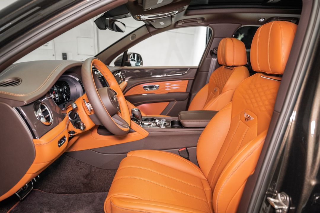 2025 Bentley BENTAYGA