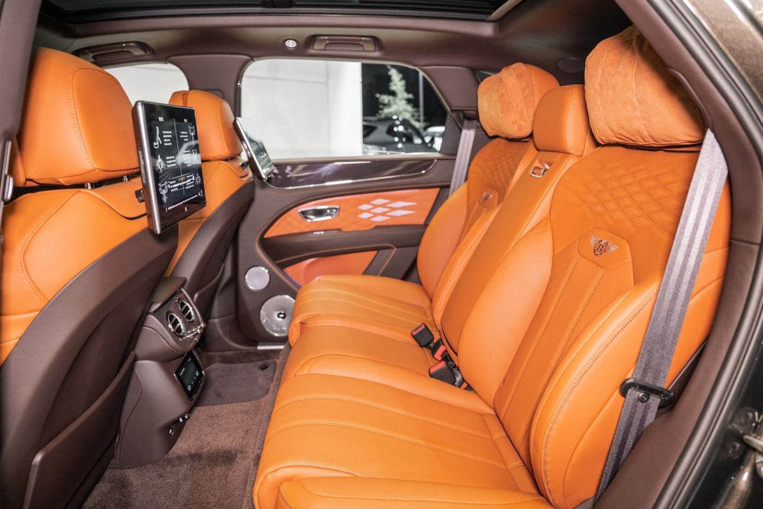 2025 Bentley BENTAYGA
