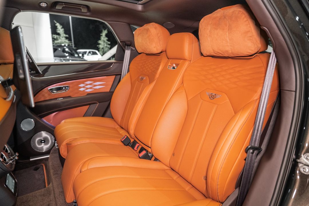 2025 Bentley BENTAYGA