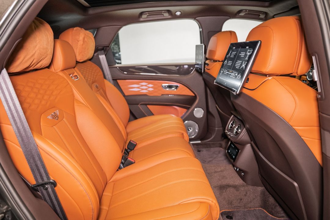 2025 Bentley BENTAYGA