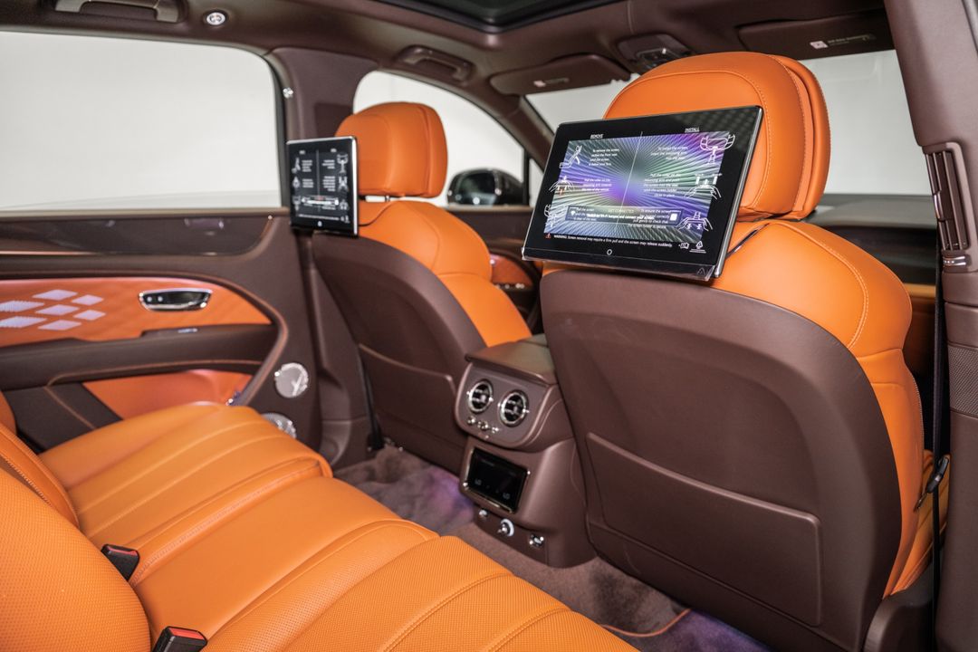 2025 Bentley BENTAYGA