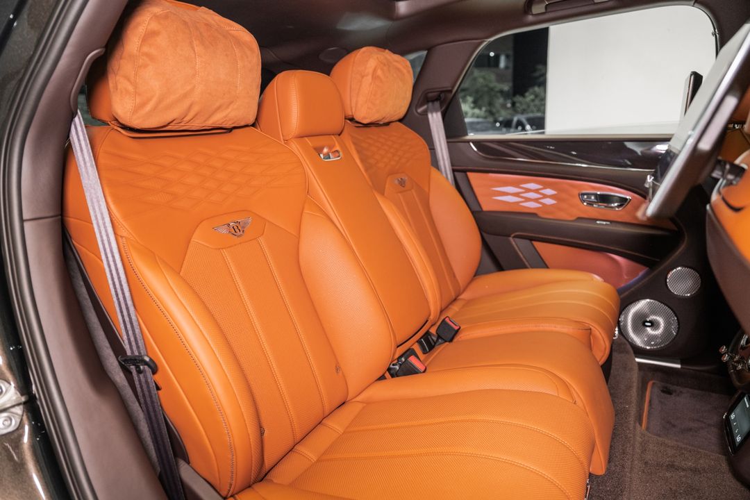 2025 Bentley BENTAYGA