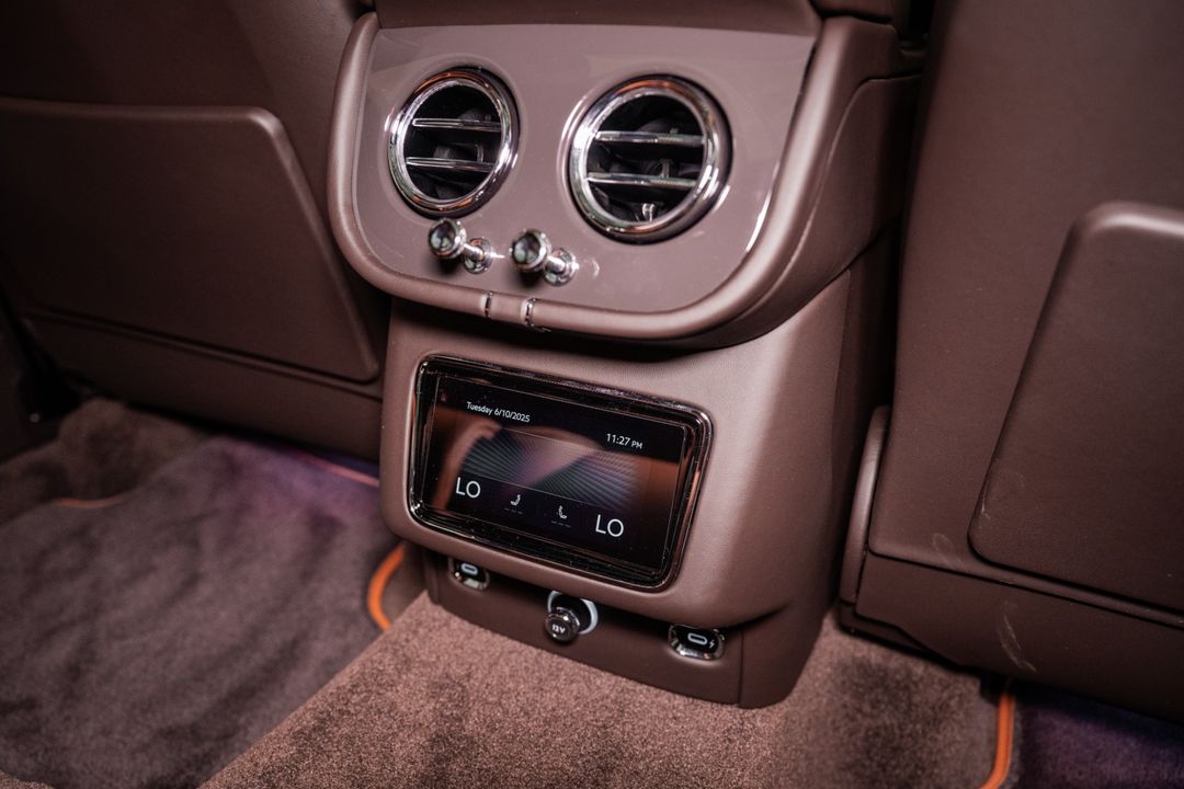 2025 Bentley BENTAYGA