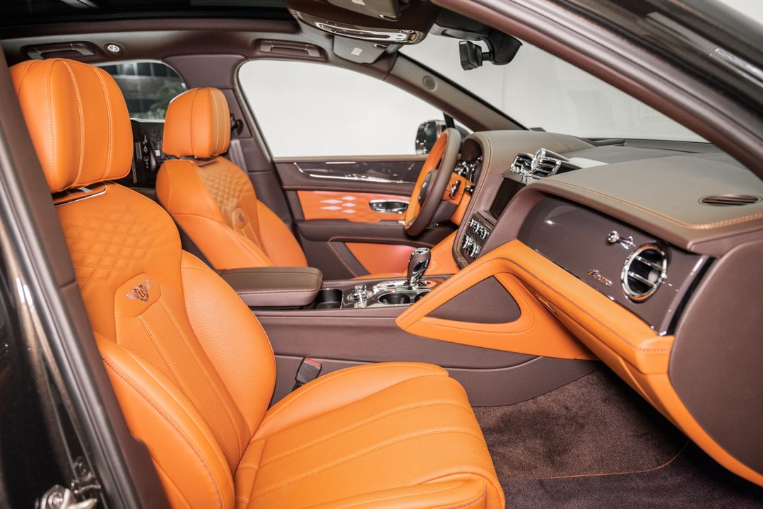2025 Bentley BENTAYGA