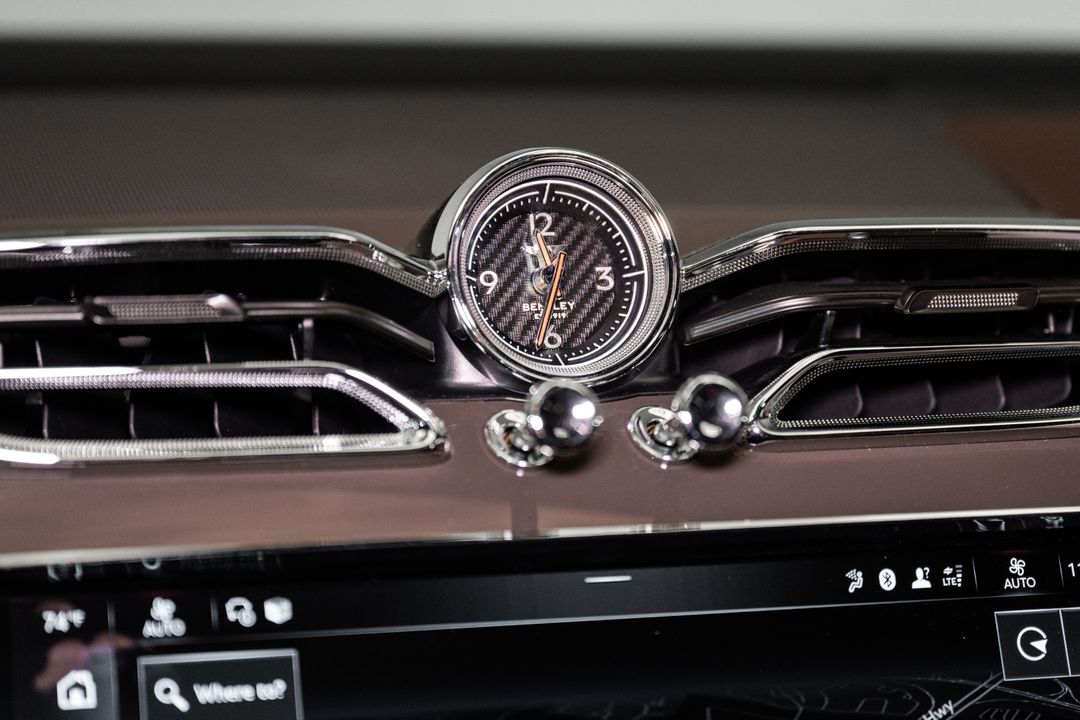 2025 Bentley BENTAYGA