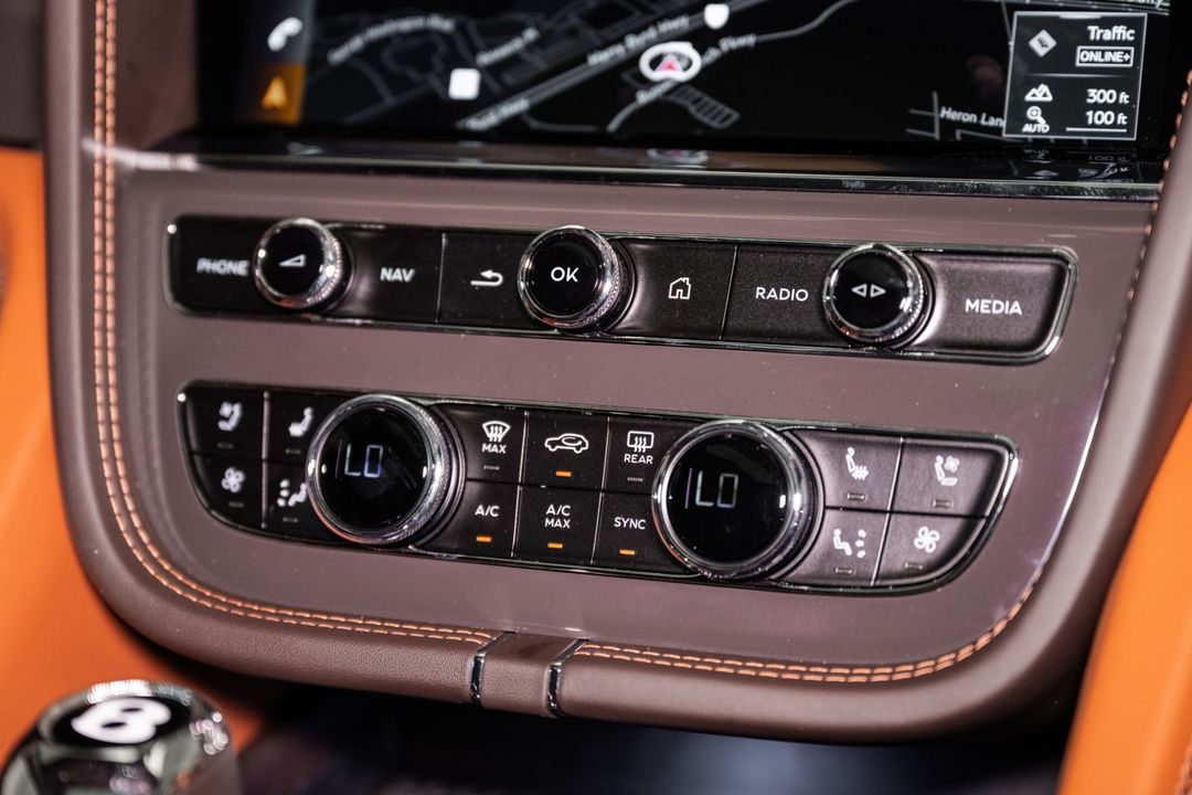 2025 Bentley BENTAYGA