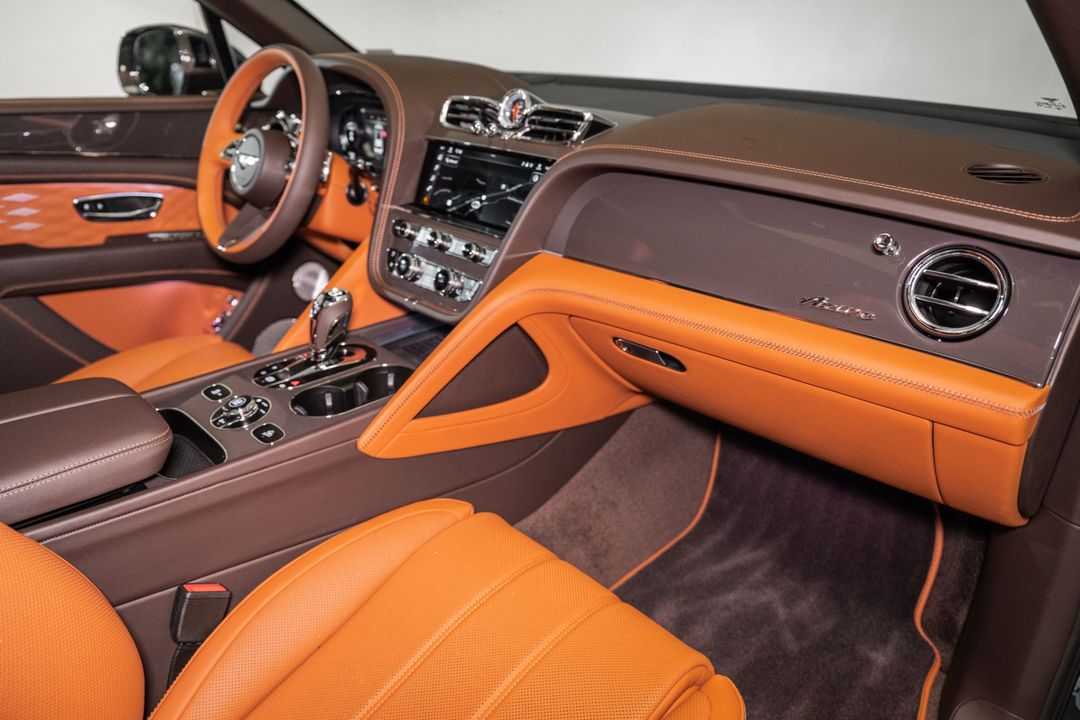 2025 Bentley BENTAYGA