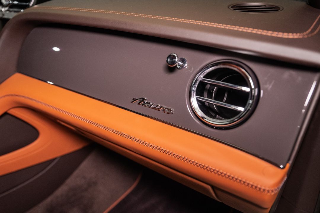 2025 Bentley BENTAYGA