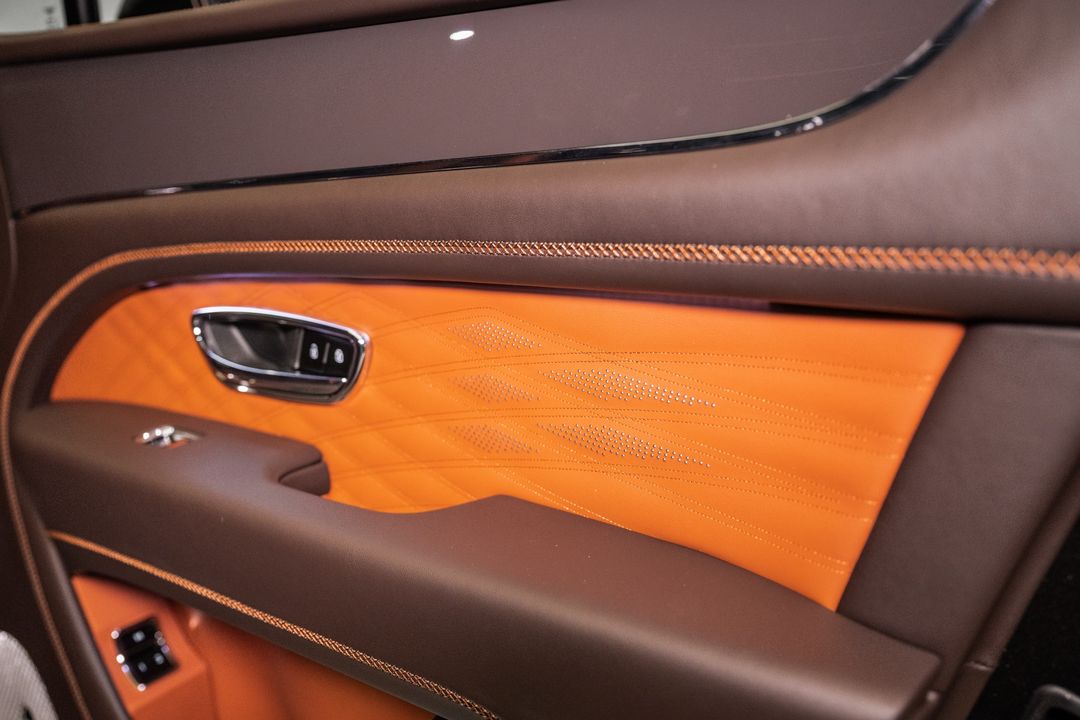 2025 Bentley BENTAYGA