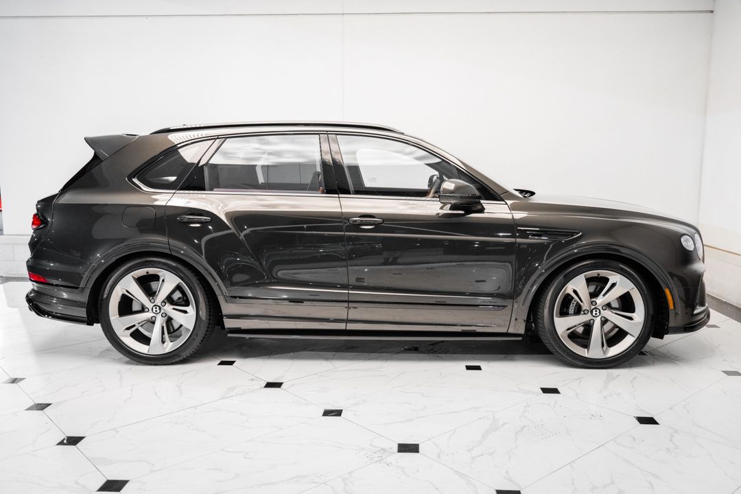 2025 Bentley BENTAYGA