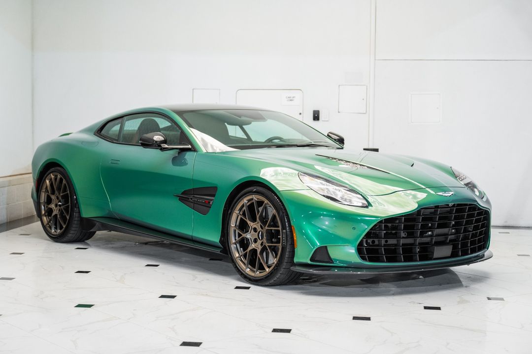 2025 Aston Martin Vanquish