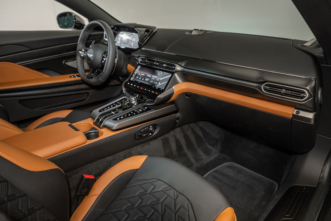 2025 Aston Martin Vanquish