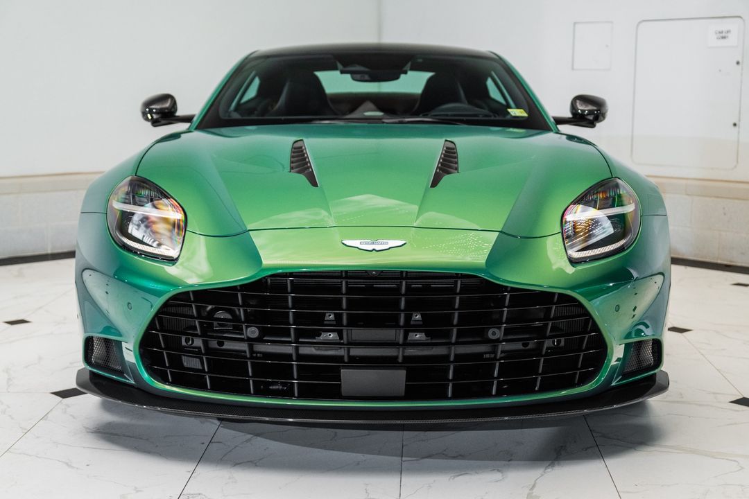2025 Aston Martin Vanquish
