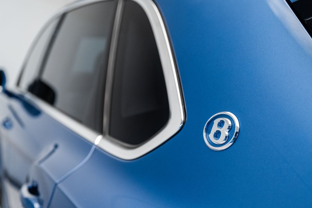 2025 Bentley BENTAYGA EWB