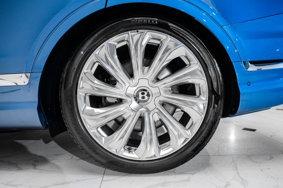 2025 Bentley BENTAYGA EWB