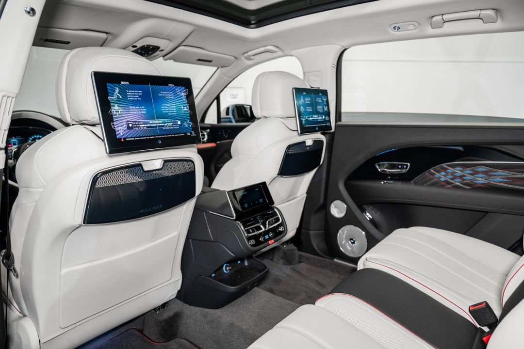 2025 Bentley BENTAYGA EWB