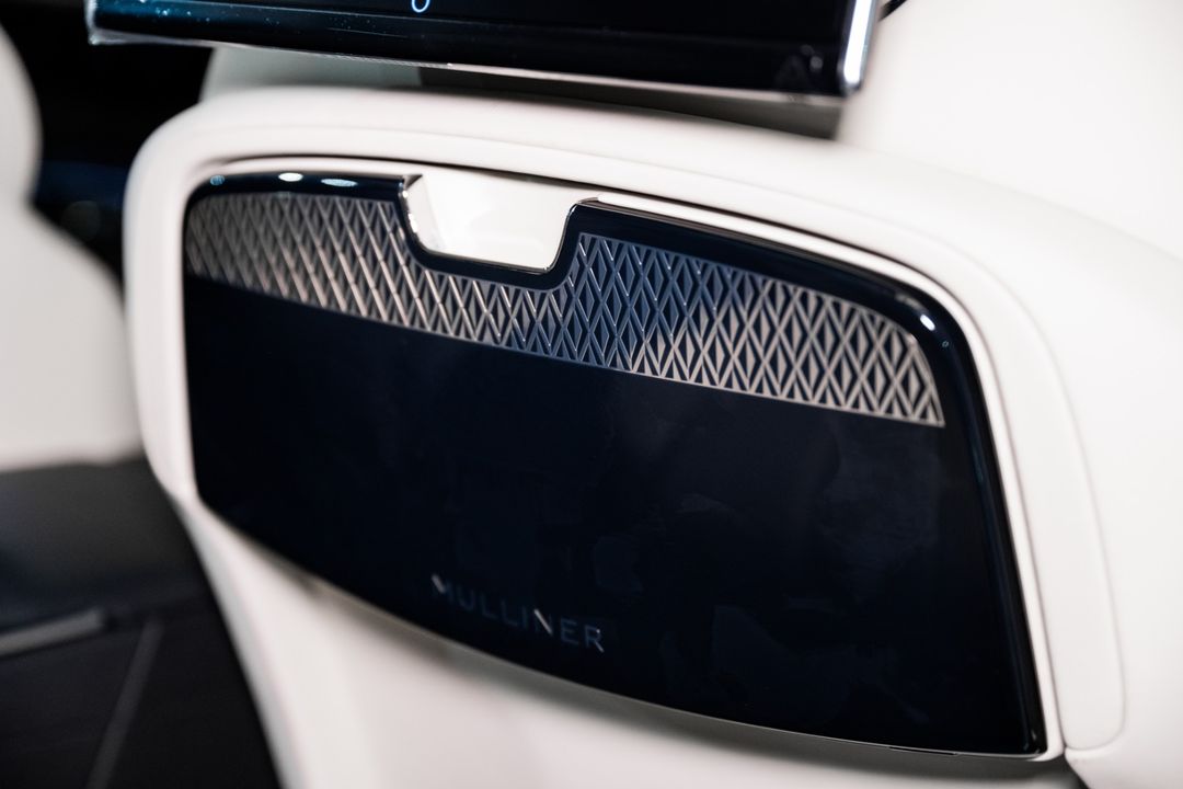 2025 Bentley BENTAYGA EWB