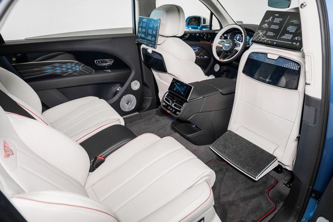 2025 Bentley BENTAYGA EWB