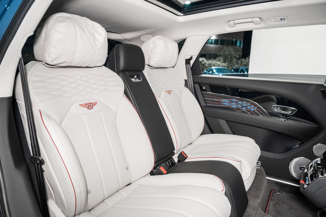 2025 Bentley BENTAYGA EWB