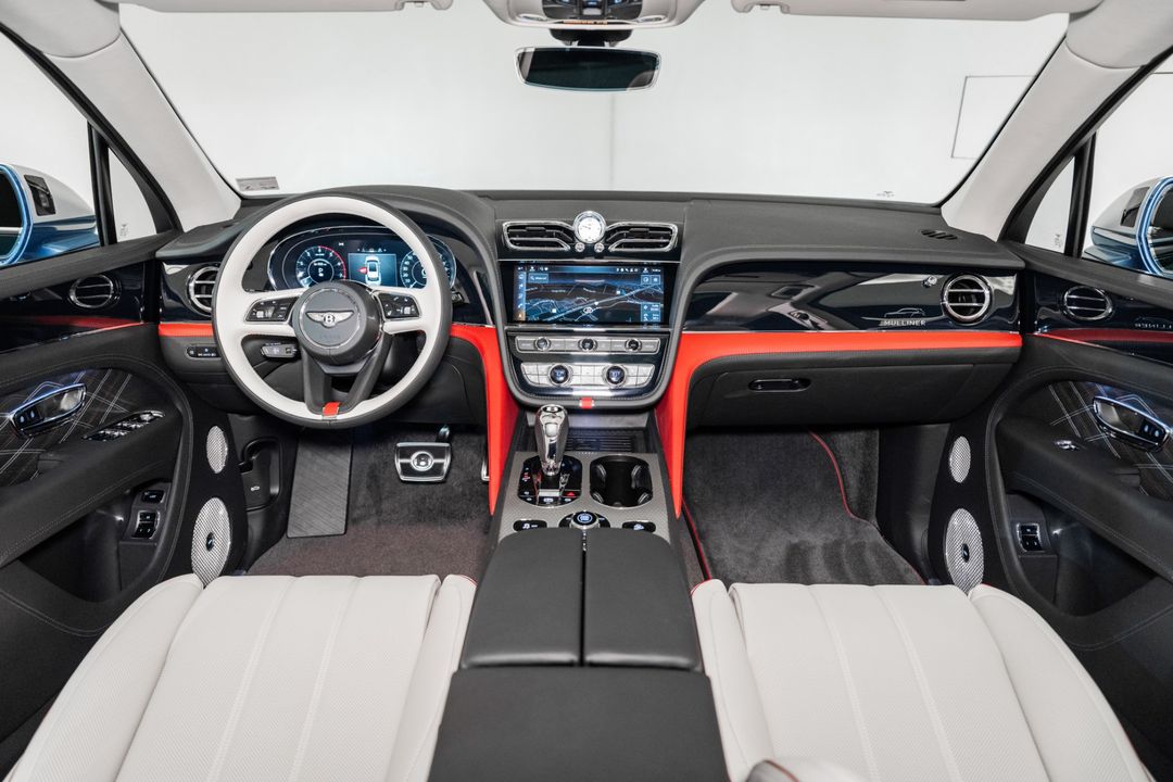 2025 Bentley BENTAYGA EWB