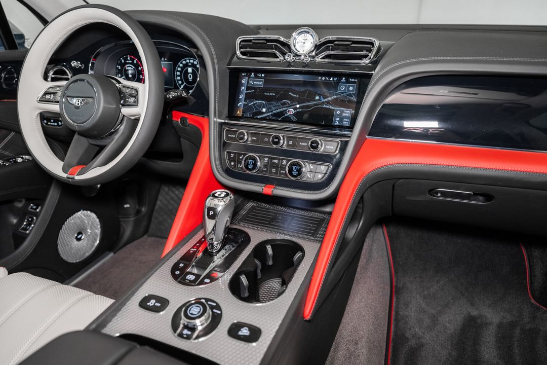 2025 Bentley BENTAYGA EWB