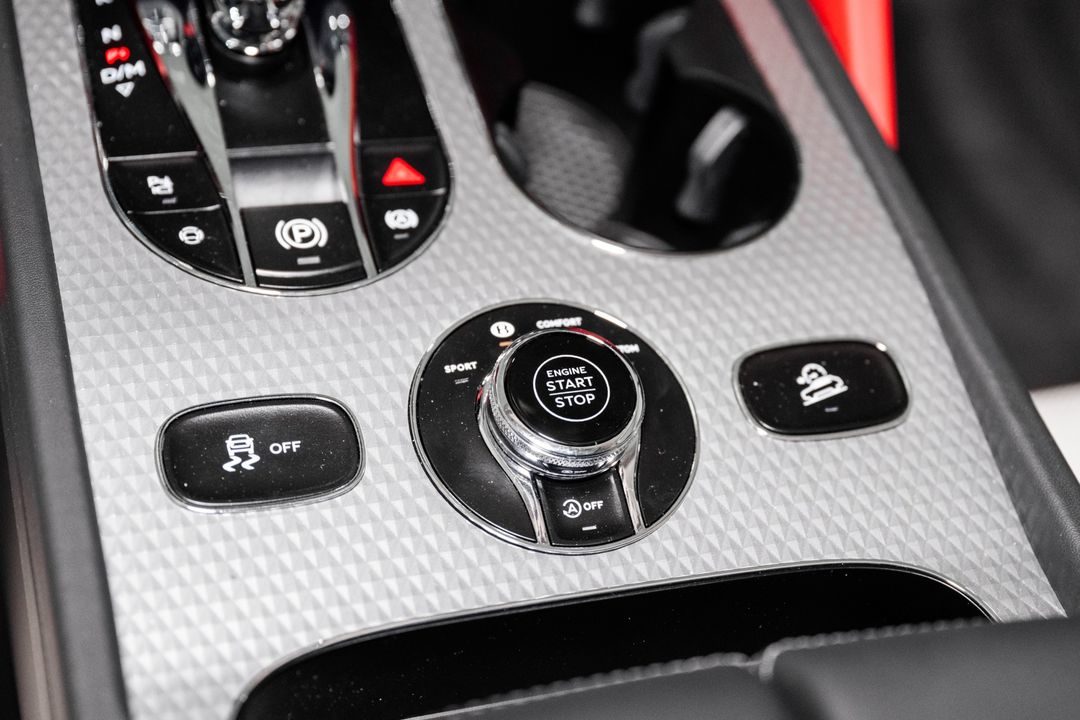 2025 Bentley BENTAYGA EWB