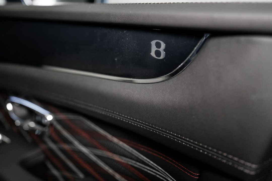 2025 Bentley BENTAYGA EWB