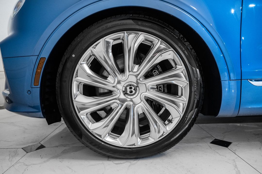 2025 Bentley BENTAYGA EWB