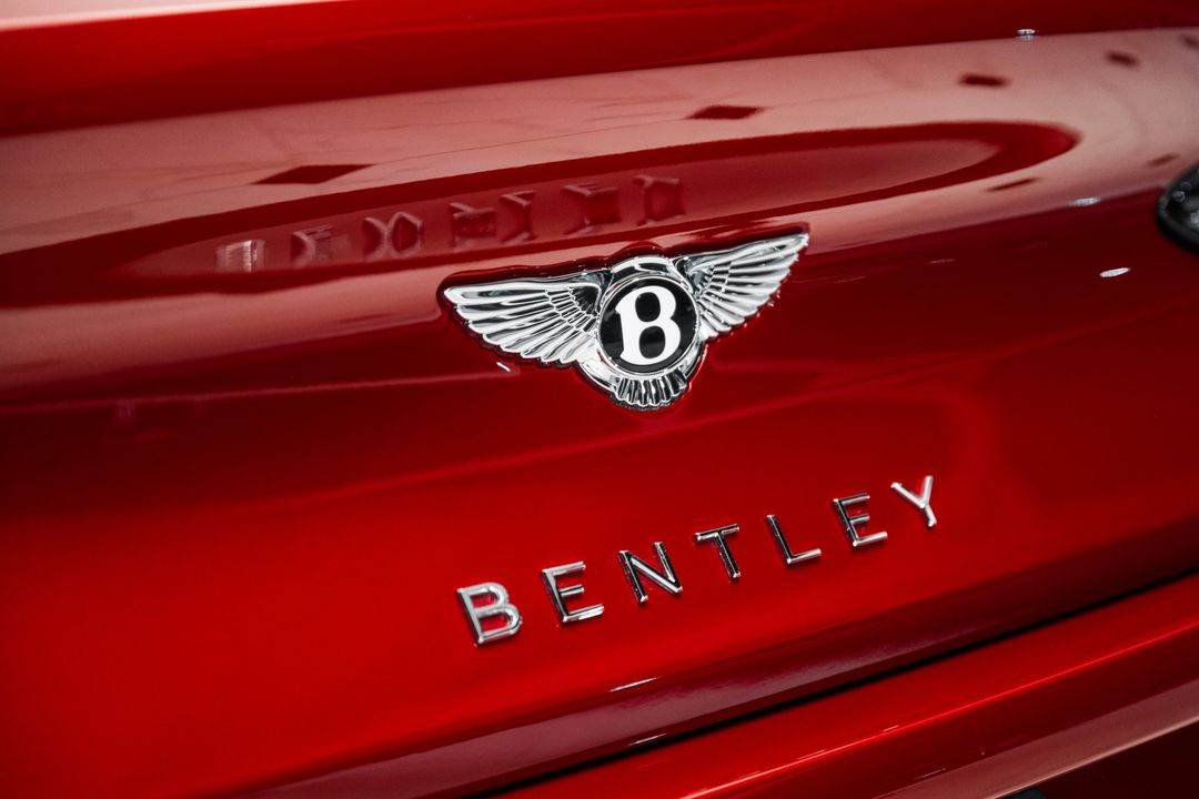 2025 Bentley CONTINENTAL GTC V8