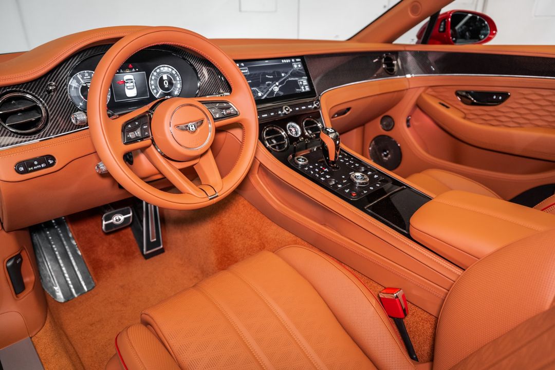 2025 Bentley CONTINENTAL GTC V8