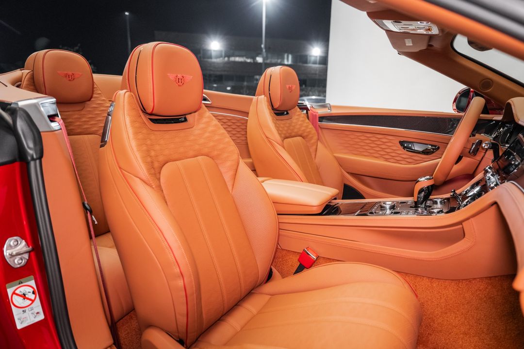 2025 Bentley CONTINENTAL GTC V8