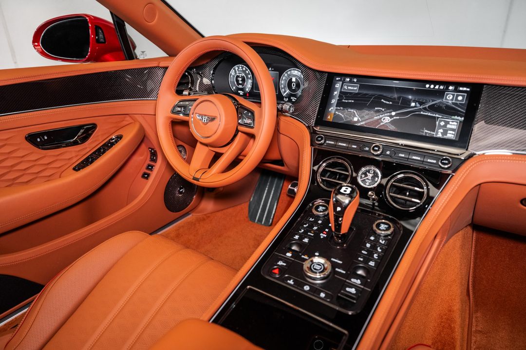 2025 Bentley CONTINENTAL GTC V8