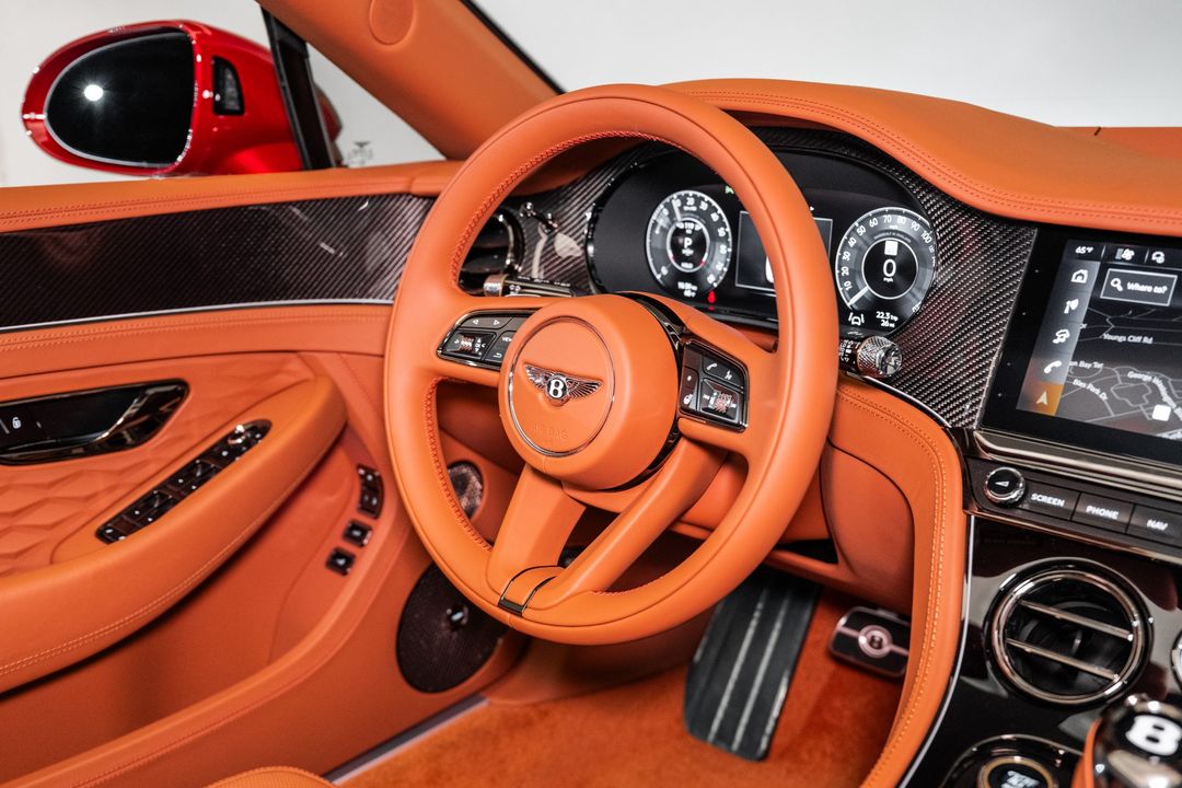 2025 Bentley CONTINENTAL GTC V8
