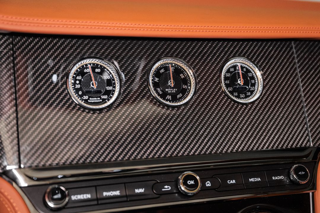 2025 Bentley CONTINENTAL GTC V8