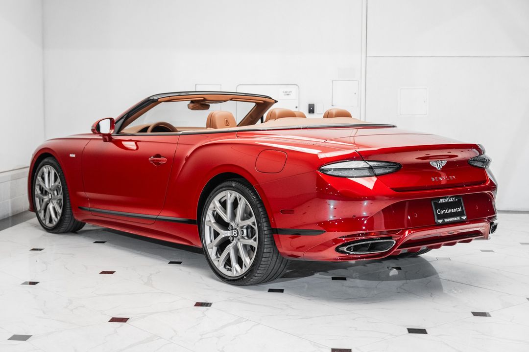 2025 Bentley CONTINENTAL GTC V8